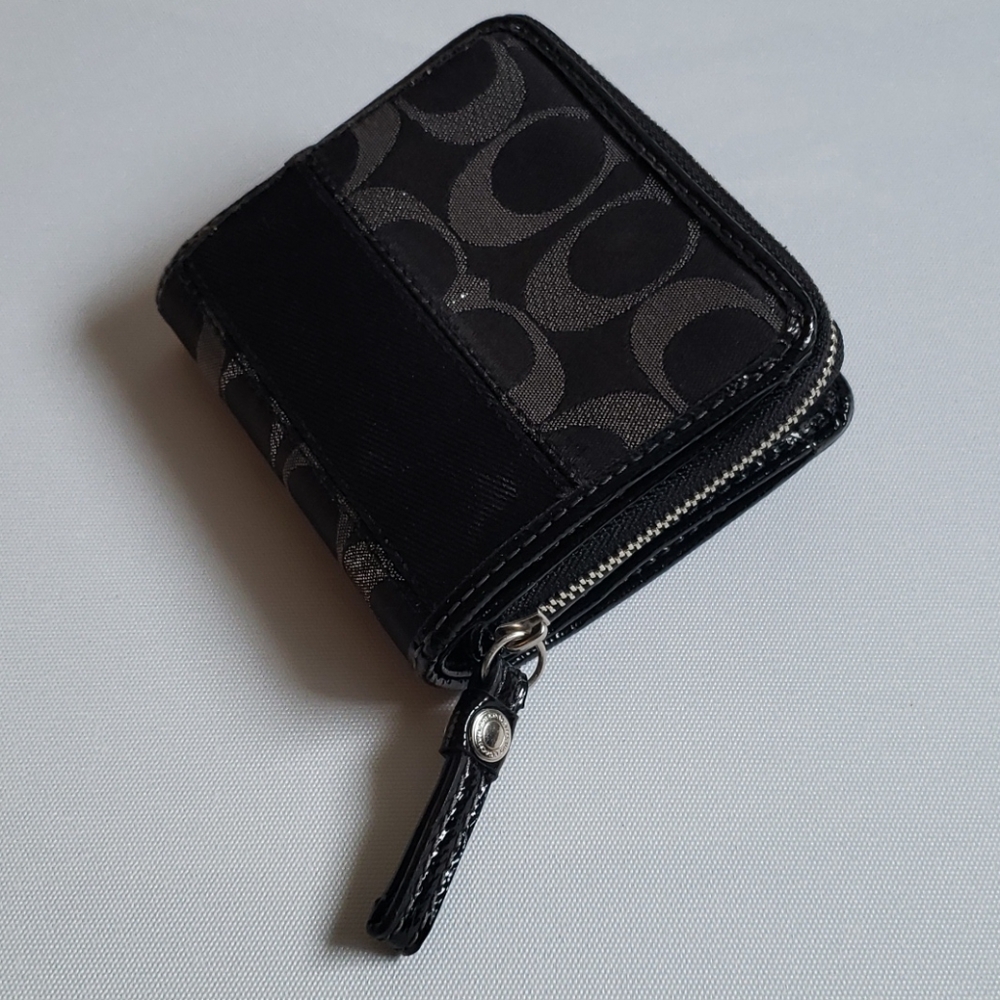 Wallet - image 2